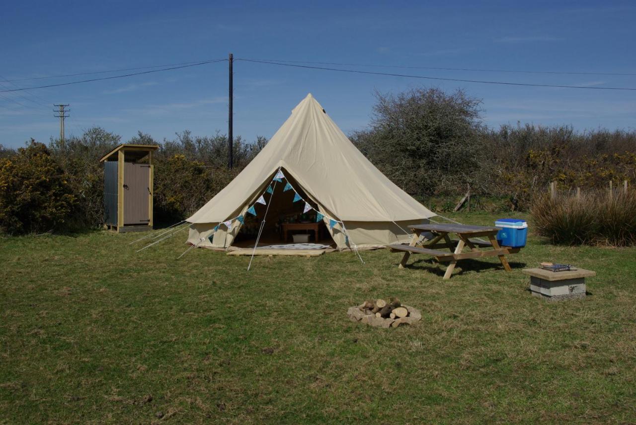 Cornish Skies Glamping Pool Exterior foto