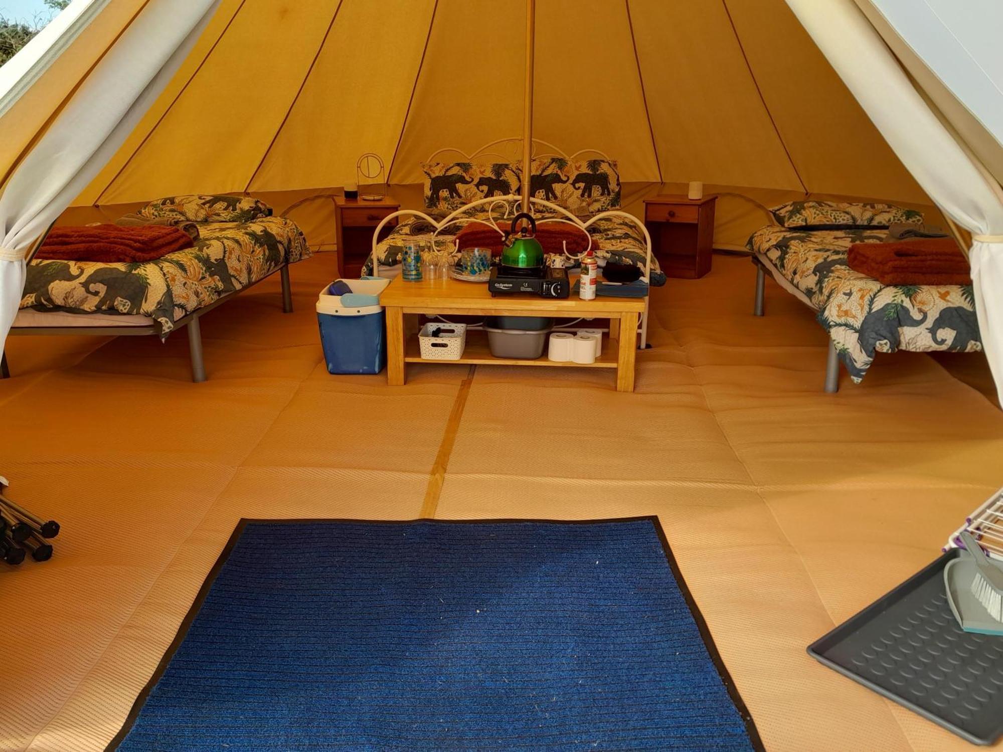 Cornish Skies Glamping Pool Exterior foto